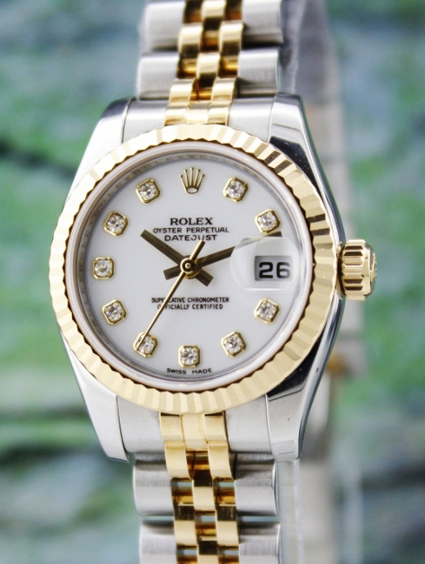 (image for) A ROLEX LADY SIZE OYSTER PERPETUAL DATEJUST - 179173